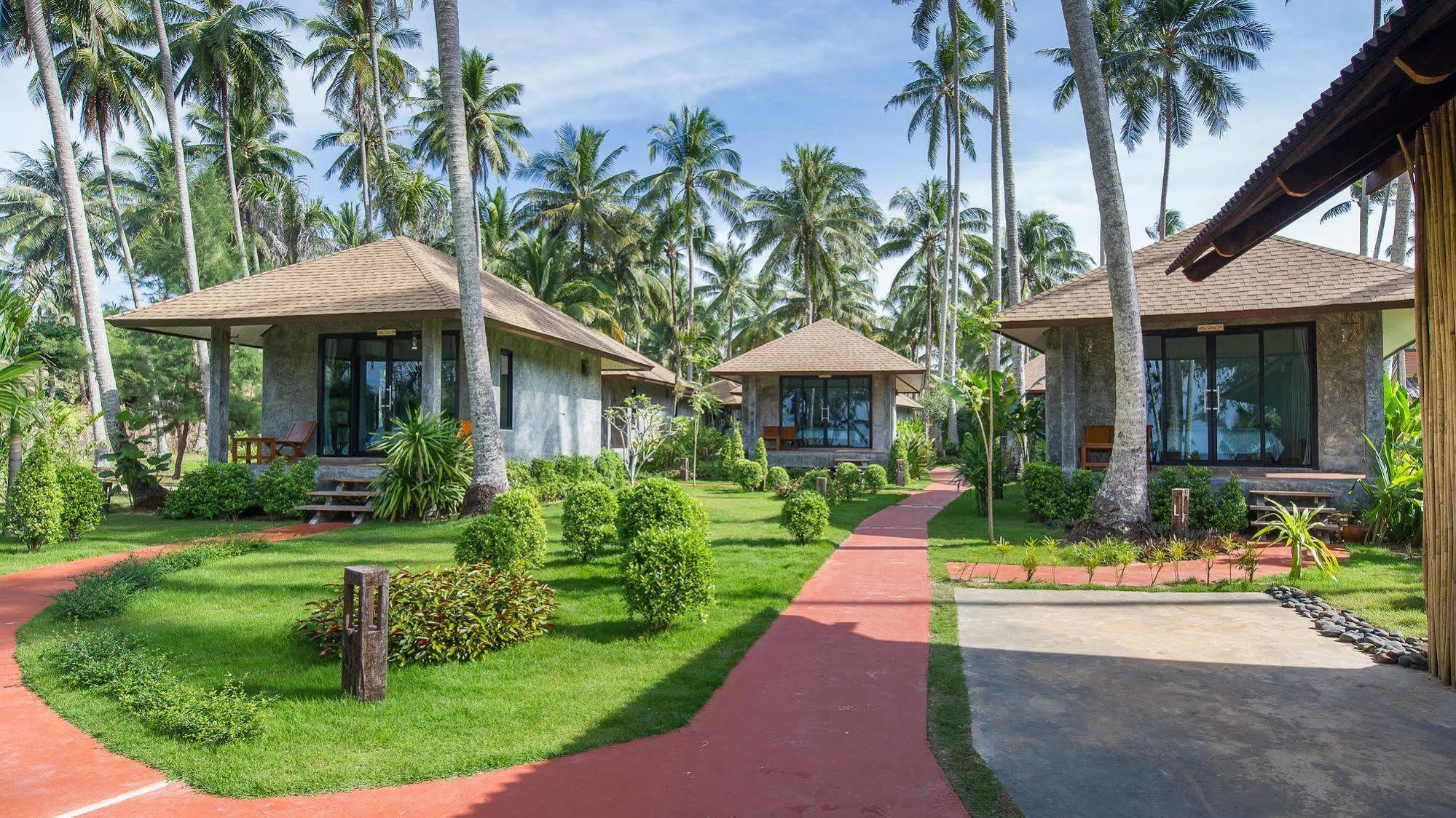 Medee Resort Ko Kut Bagian luar foto